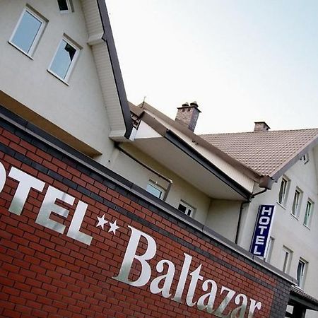 Hotel Baltazar Pułtusk Buitenkant foto